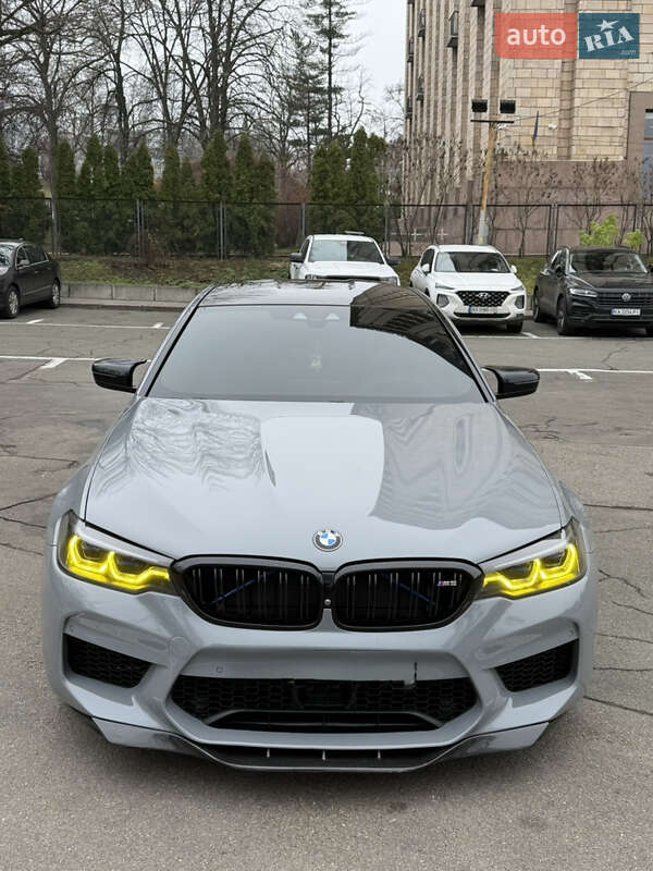 Седан BMW M5 2018 в Днепре