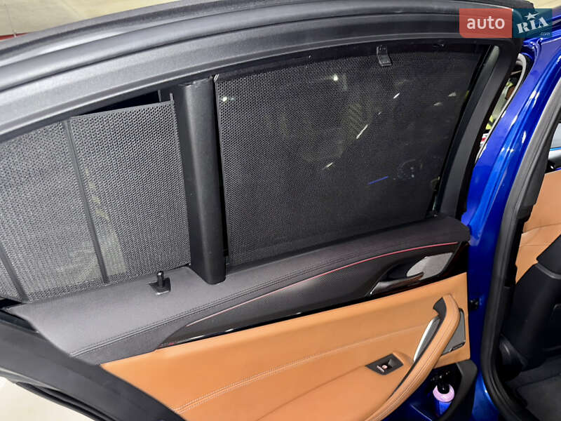 Седан BMW M5 2021 в Киеве
