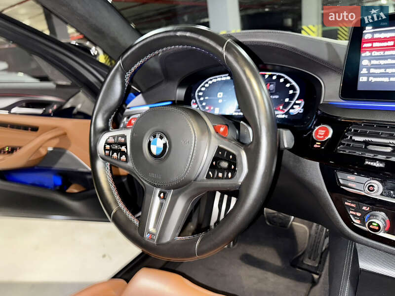 Седан BMW M5 2021 в Киеве
