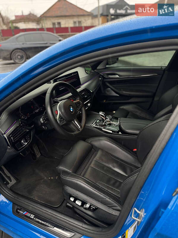 Седан BMW M5 2019 в Киеве