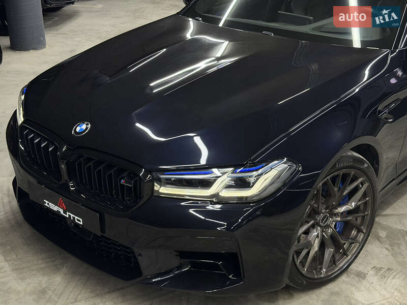 Седан BMW M5 2018 в Одесі