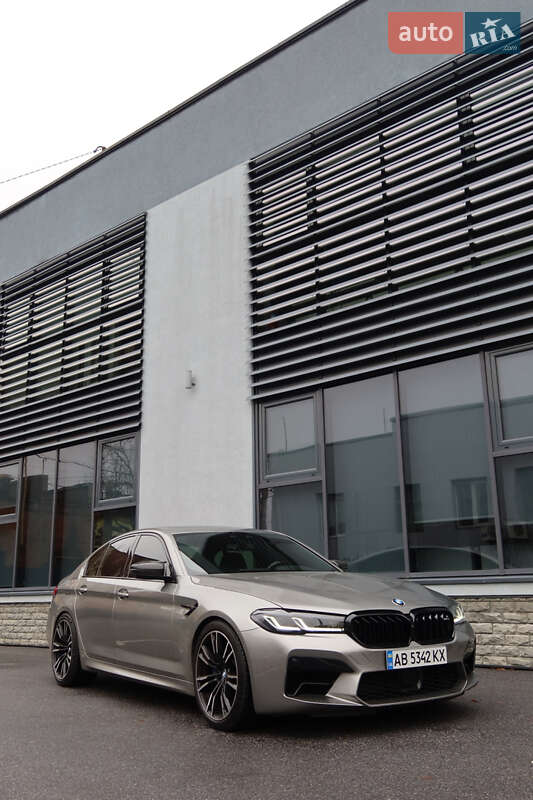 Седан BMW M5 2019 в Виннице