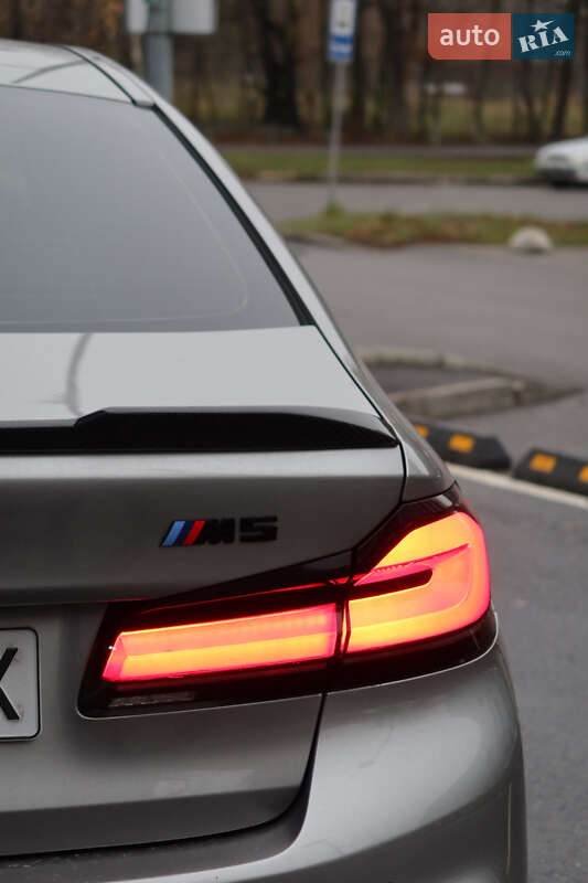 Седан BMW M5 2019 в Виннице