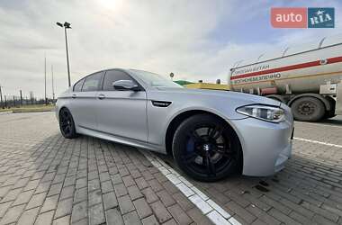 Седан BMW M5 2011 в Измаиле