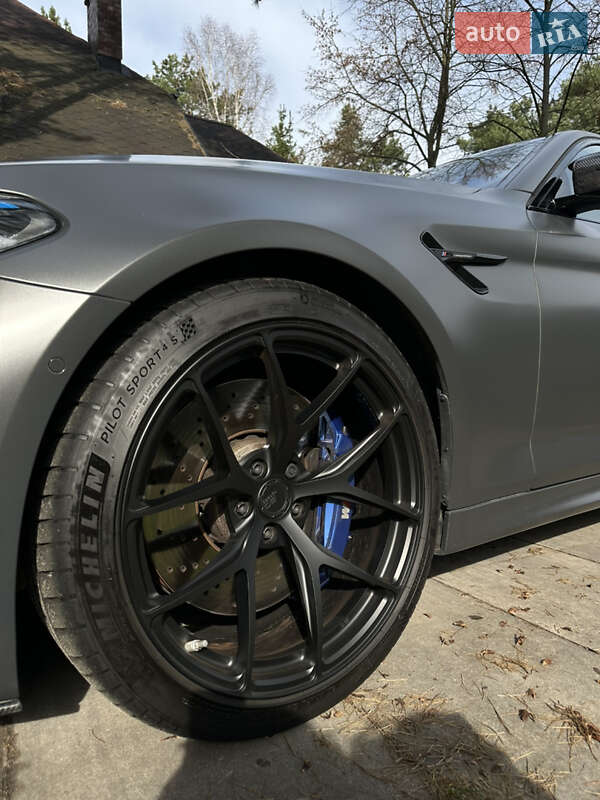 Седан BMW M5 2021 в Києві