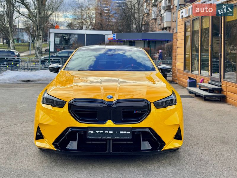 Седан BMW M5 2025 в Киеве фото 2 Седан BMW M5 2025 в Киеве
