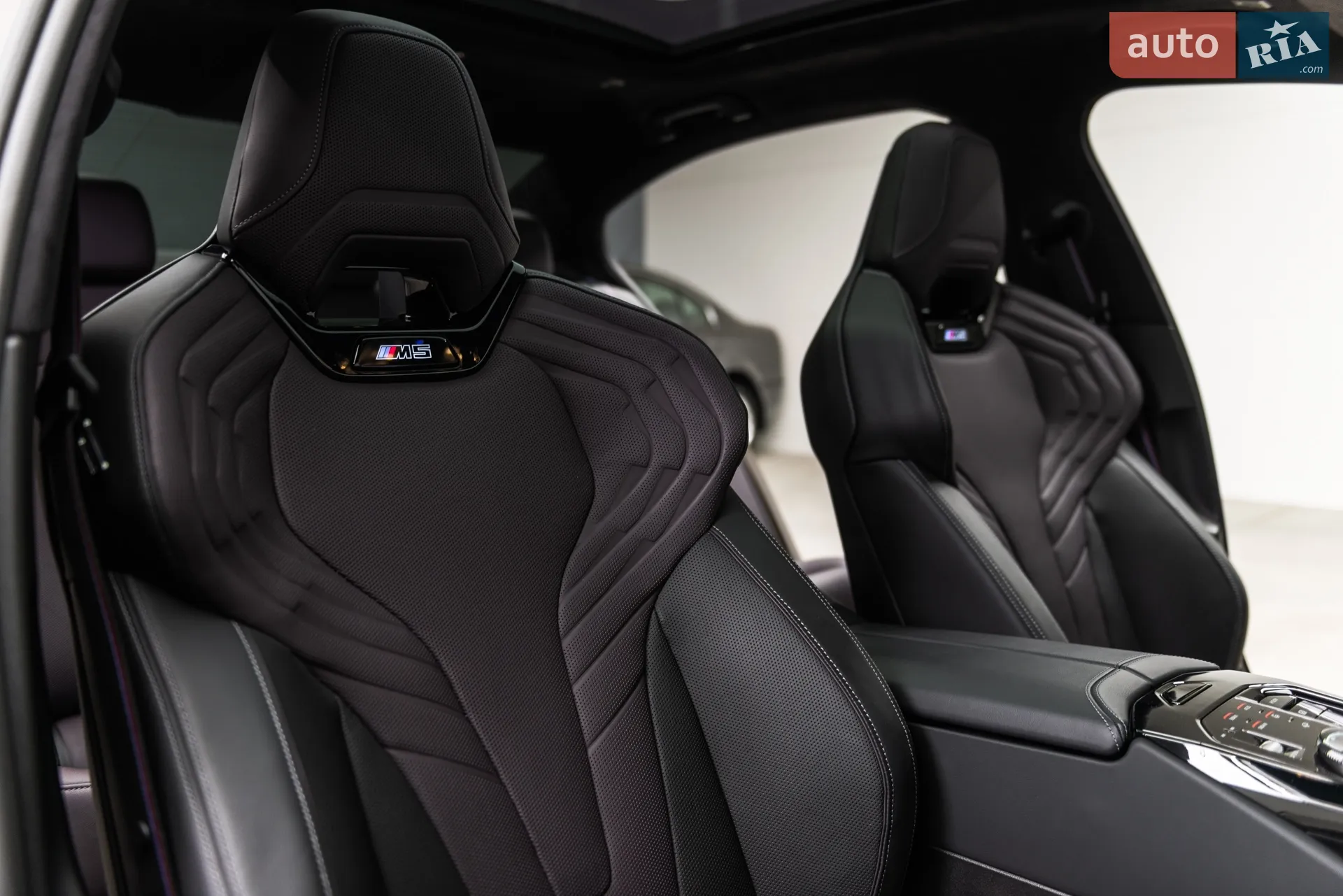 2025 BMW M5 - мініатюра 39
