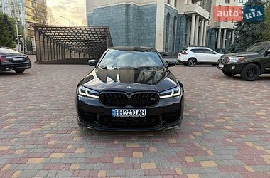 Седан BMW M5 2022 в Одесі