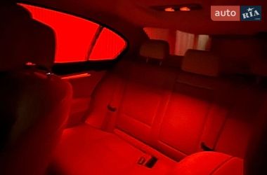 Седан BMW M5 2012 в Києві