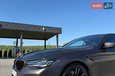 Седан BMW M5 2022 в Тячеве