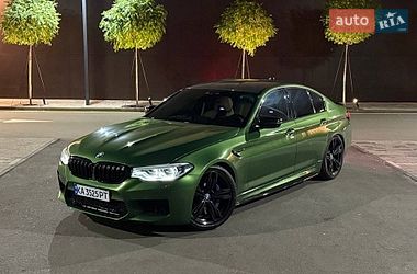 Седан BMW M5 2018 в Киеве