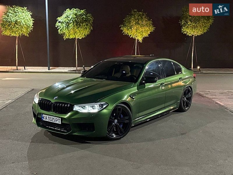 Седан BMW M5 2018 в Киеве