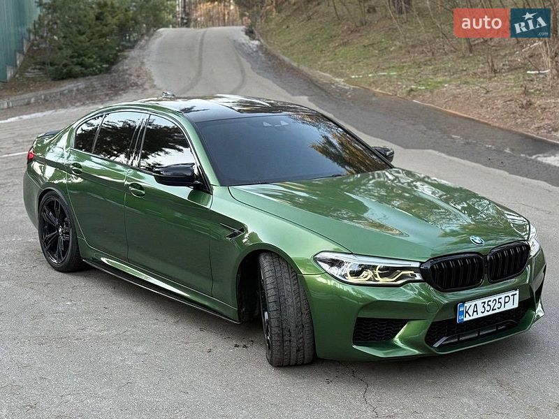 Седан BMW M5 2018 в Киеве