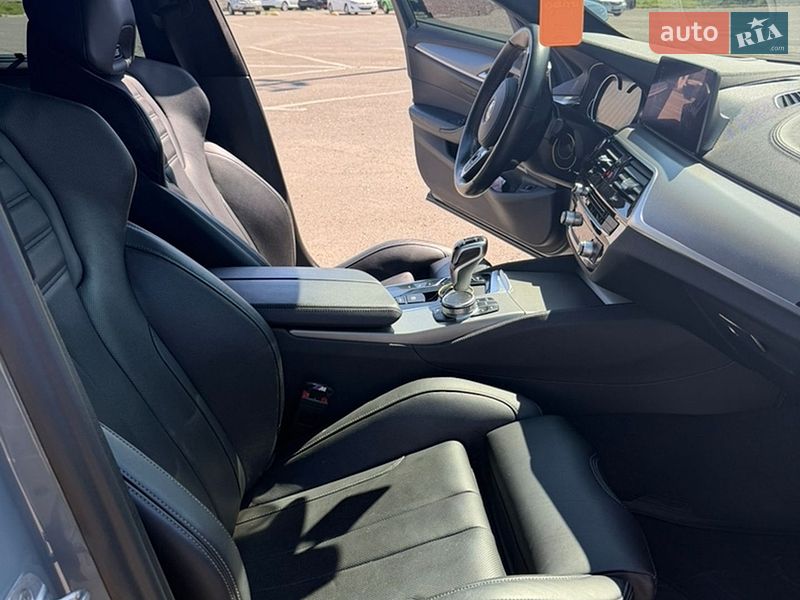 Седан BMW M5 2019 в Одессе
