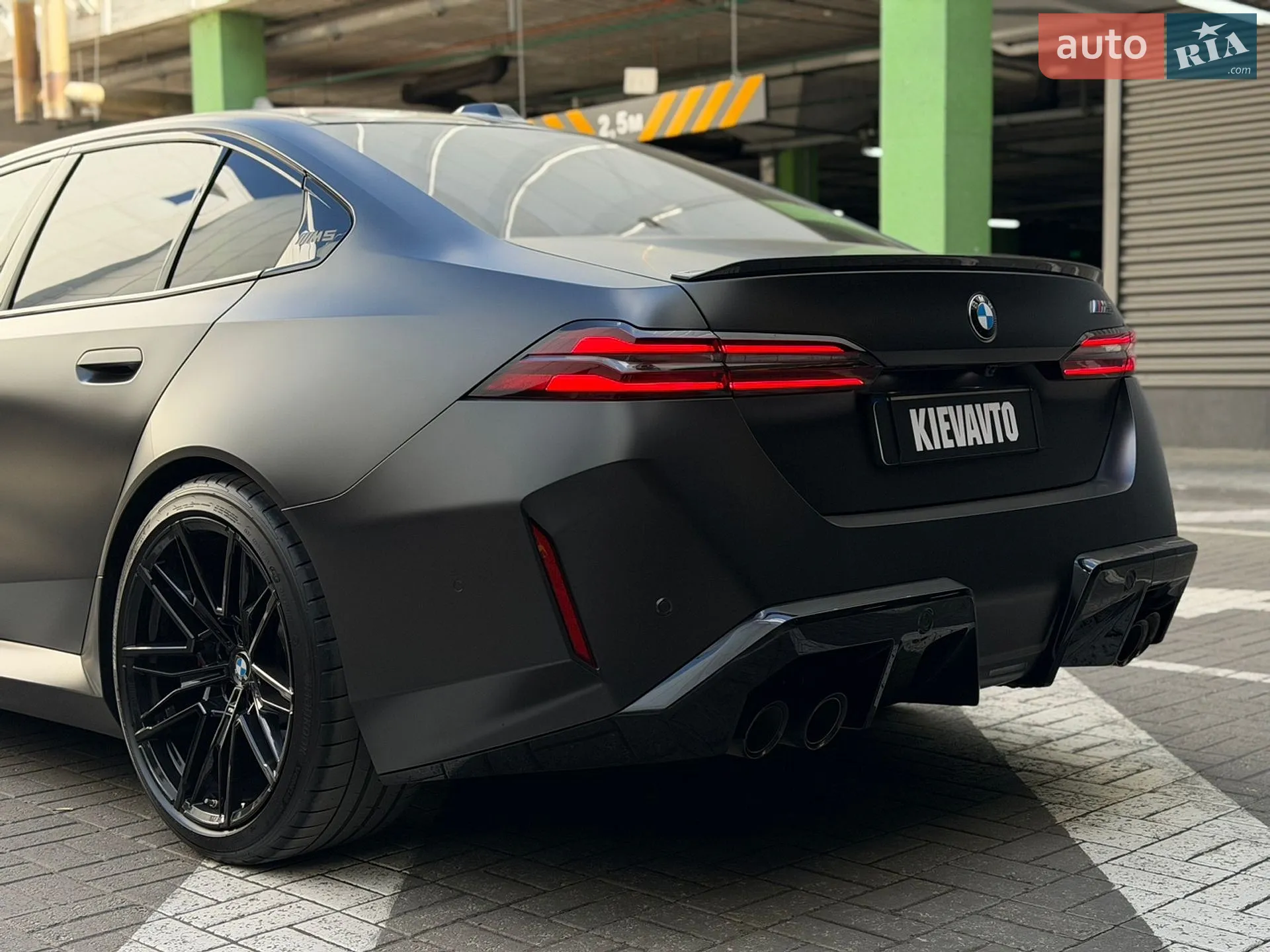2025 BMW M5 - мініатюра 10