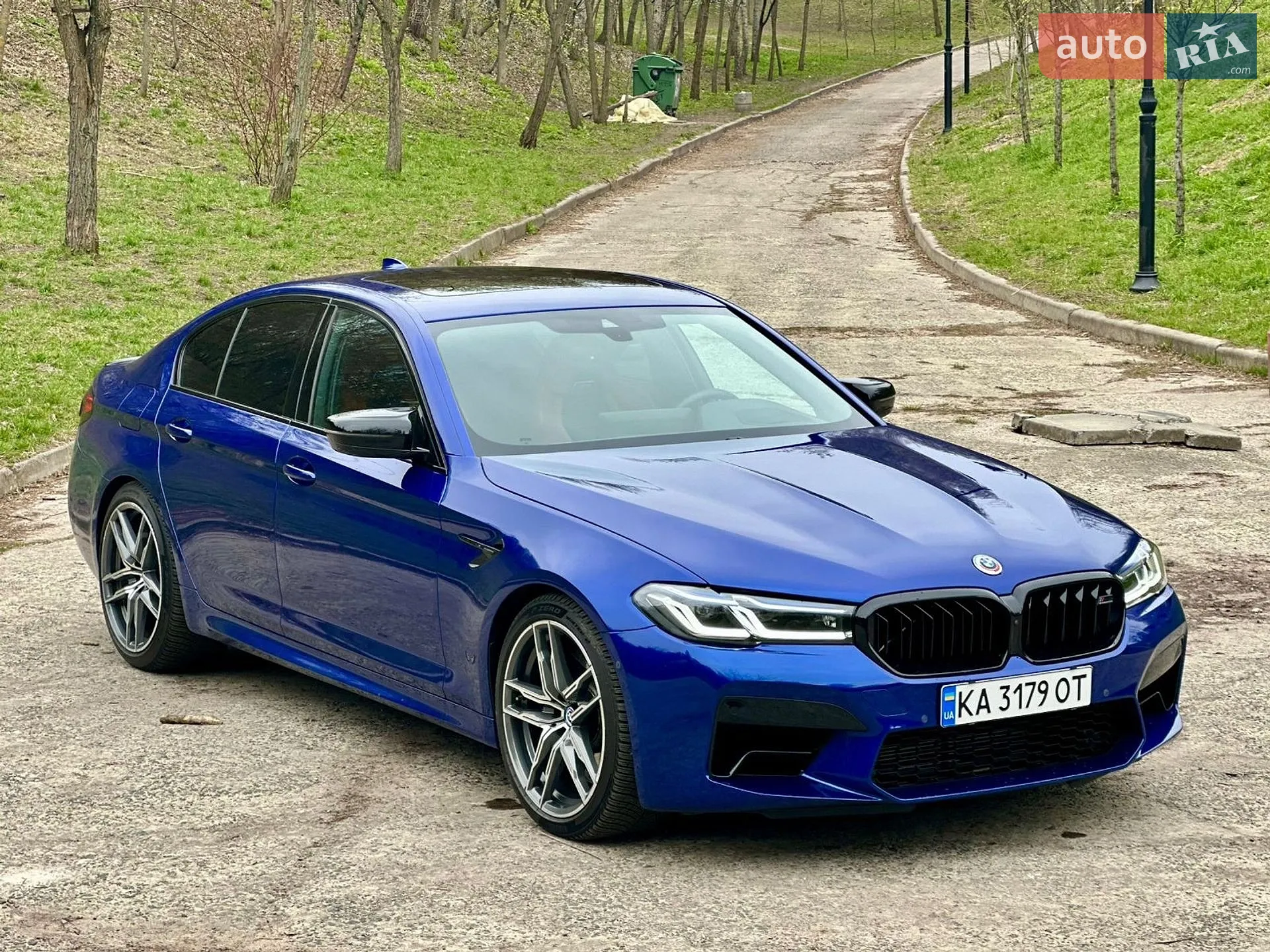 2022 BMW M5 - мініатюра 4