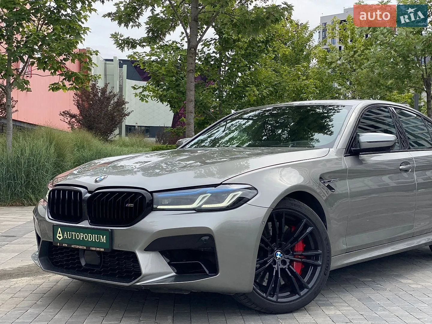 2020 BMW M5 - мініатюра 3