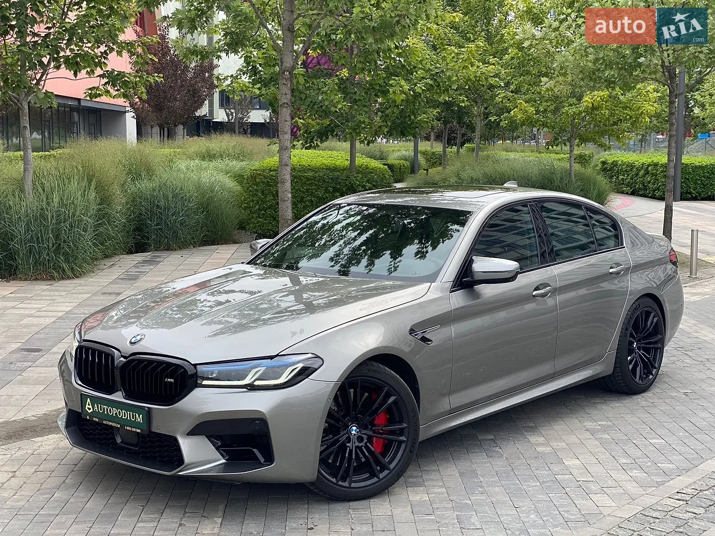 2020 BMW M5 - мініатюра 2
