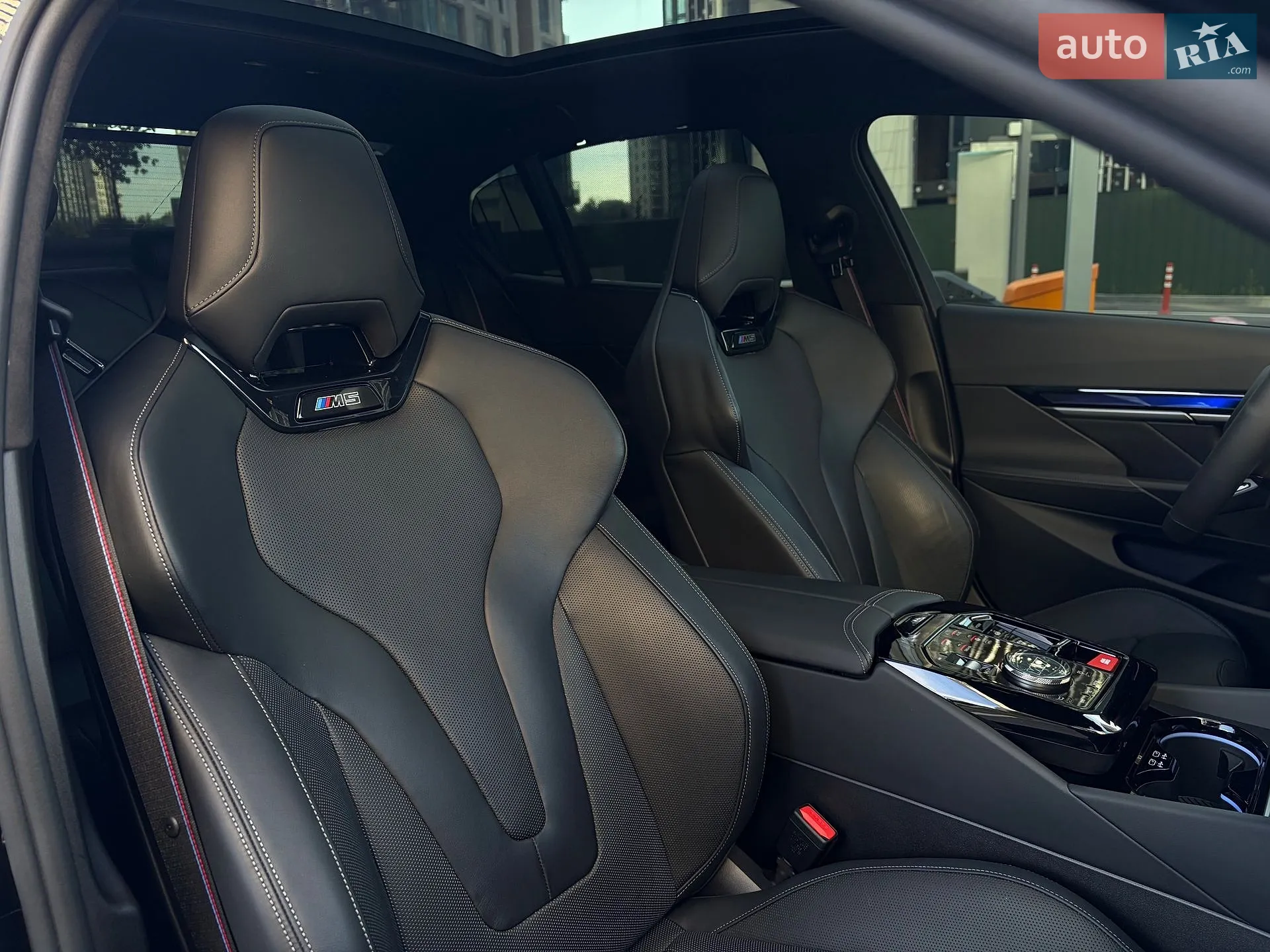 2025 BMW M5 - мініатюра 22