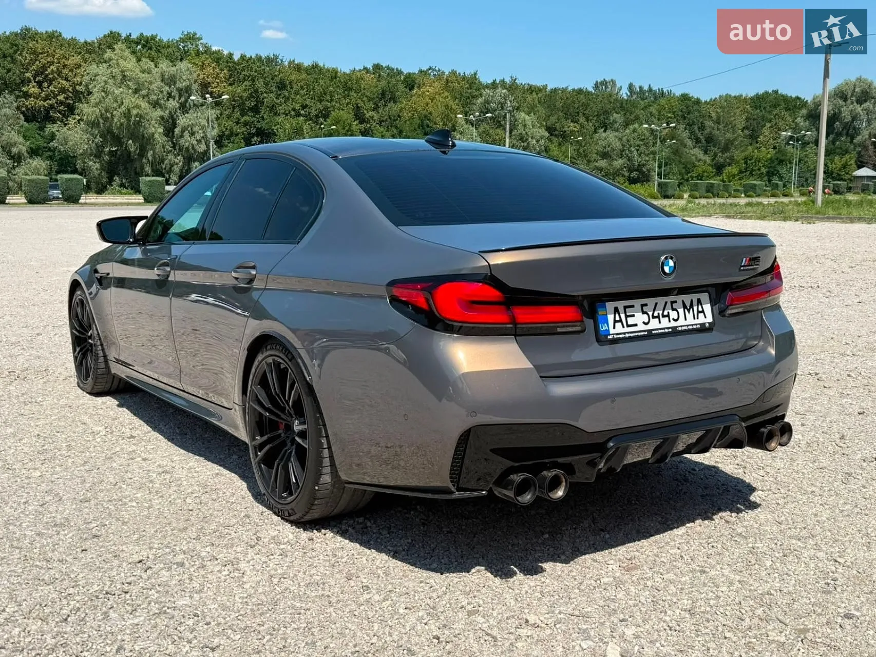 2022 BMW M5 - мініатюра 3