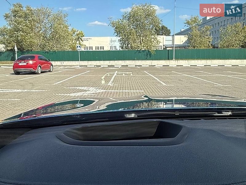 Седан BMW M5 2022 в Києві