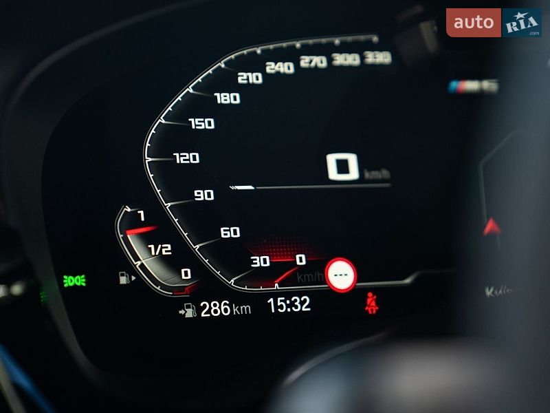Седан BMW M5 2020 в Дубно