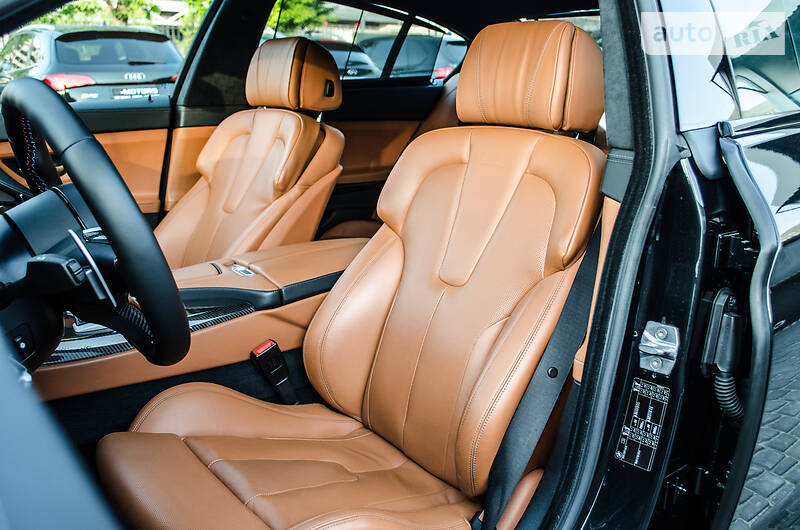 Седан BMW M6 2016 в Києві