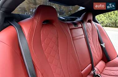 Купе BMW M8 Gran Coupe 2021 в 