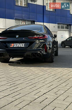 Купе BMW M8 Gran Coupe 2021 в 