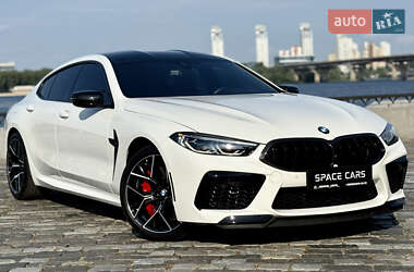 Купе BMW M8 Gran Coupe 2021 в 