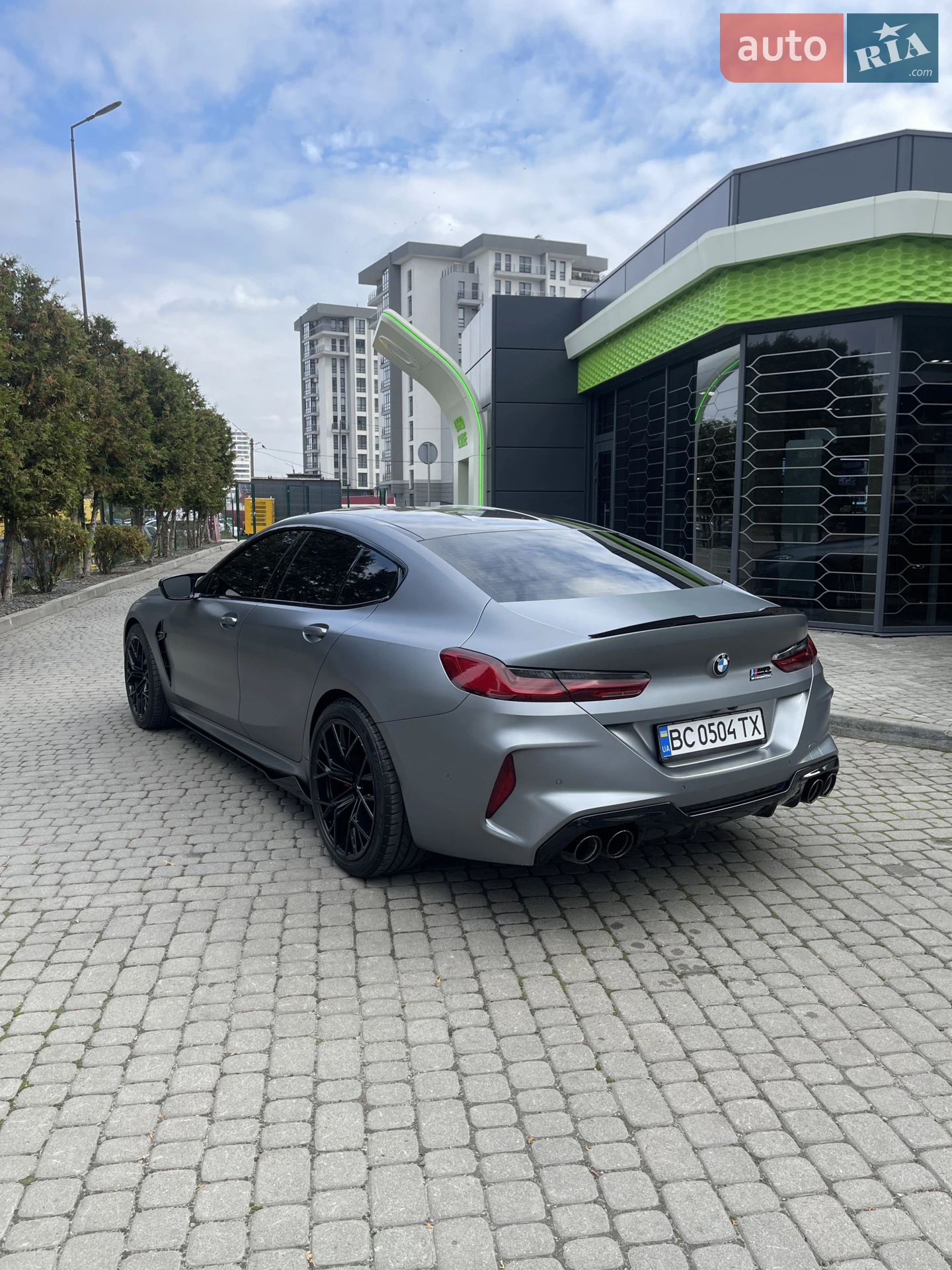 2022 BMW M8 - мініатюра 5