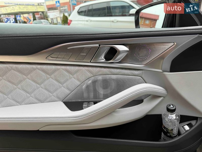 Купе BMW M8 Gran Coupe 2022 в Львове
