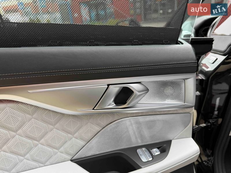 Купе BMW M8 Gran Coupe 2022 в Львове