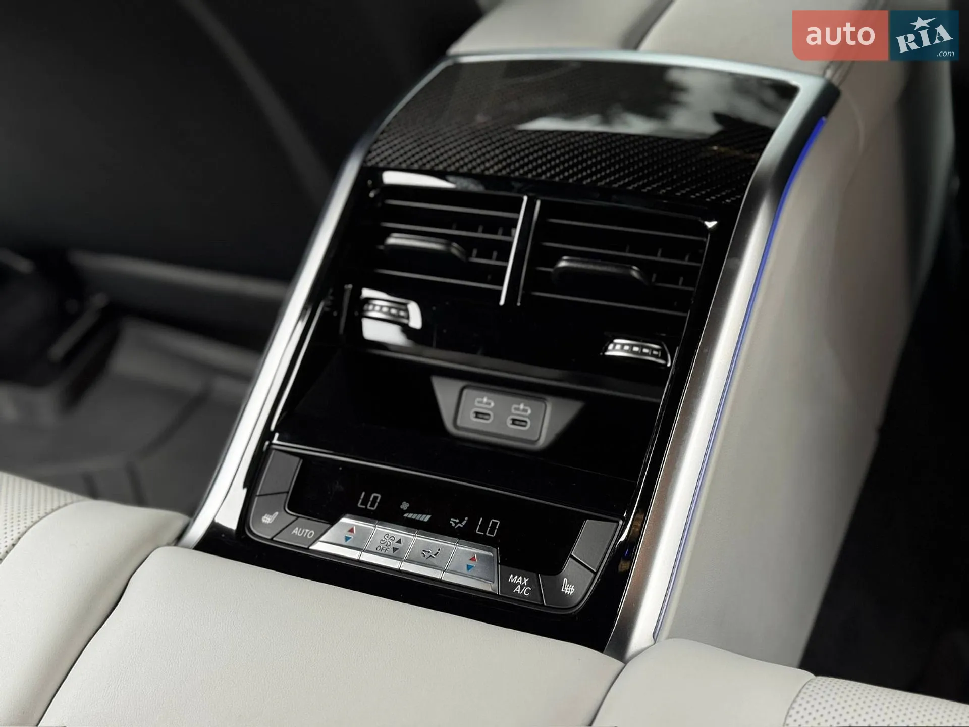 2020 BMW M8 - мініатюра 35