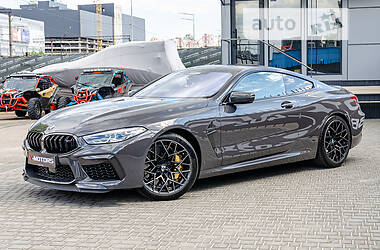 Купе BMW M8 2020 в 