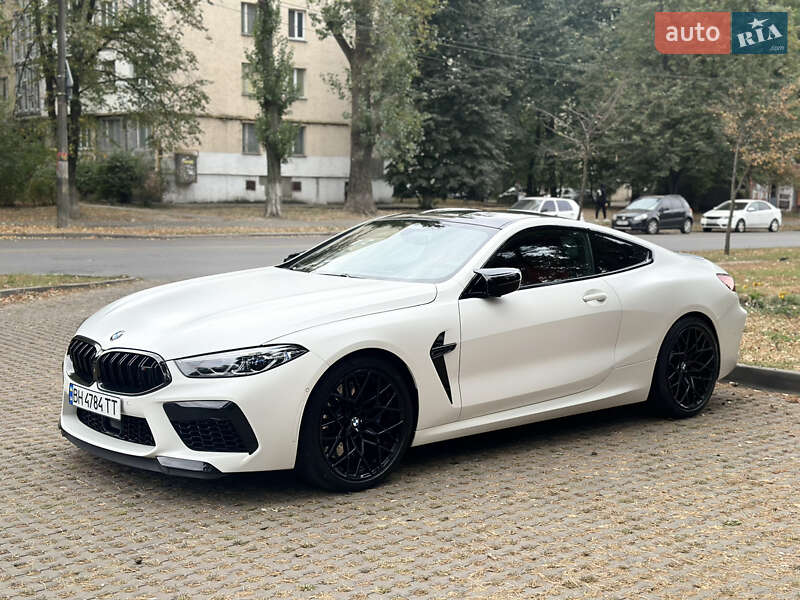 Купе BMW M8 2019 в Киеве