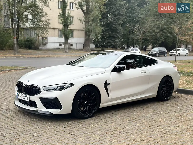 BMW M8