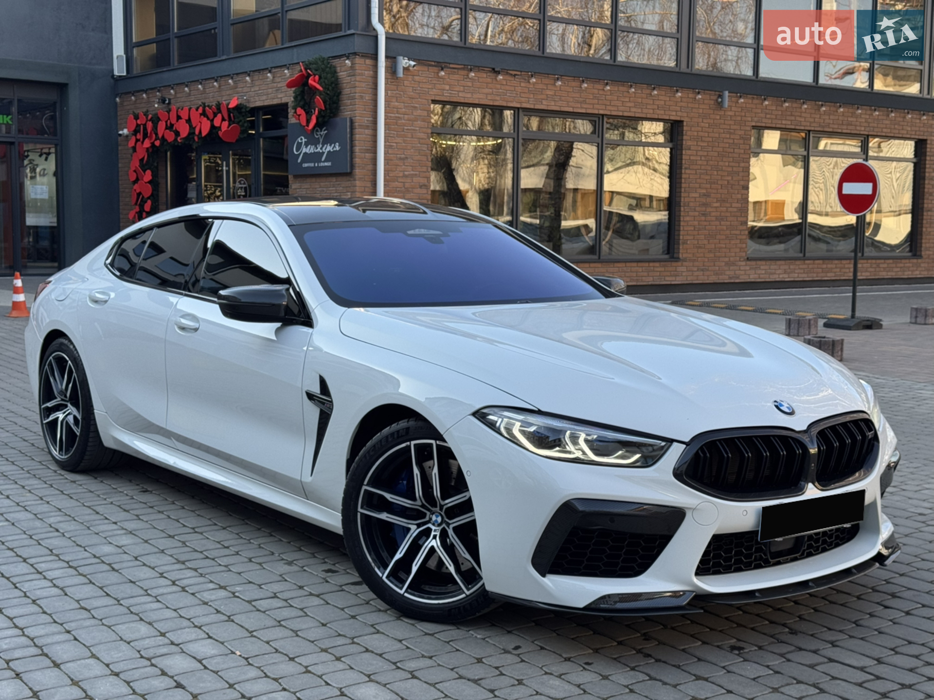 2019 BMW M8 - мініатюра 7