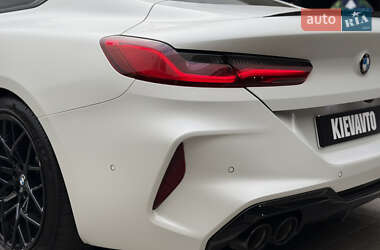 Купе BMW M8 2019 в 