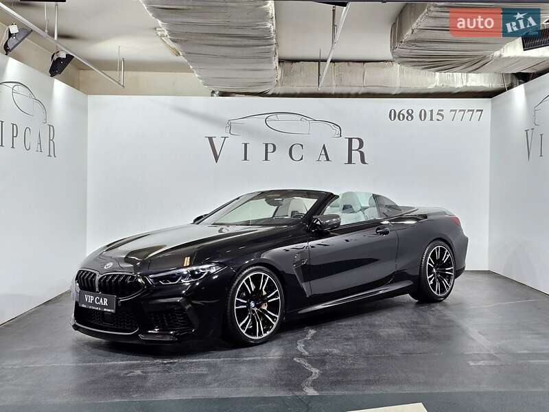 Кабриолет BMW M8 2019 в 