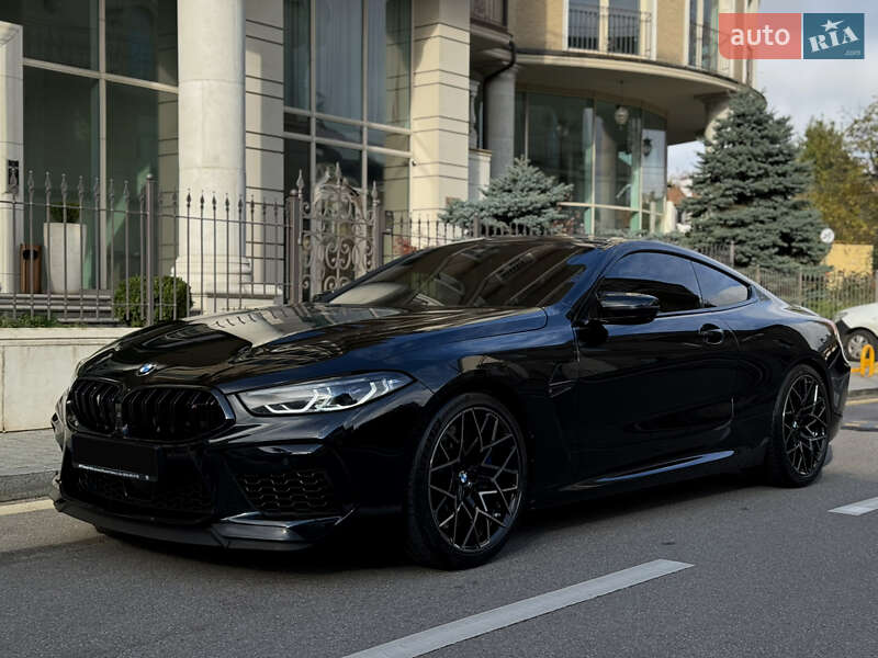 Купе BMW M8 2023 в Киеве фото 5 Купе BMW M8 2023 в Киеве
