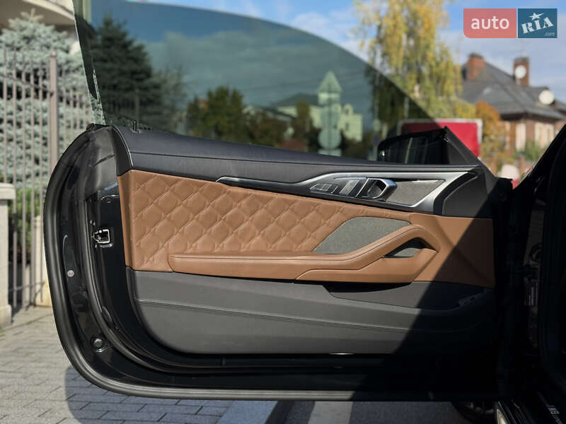 Купе BMW M8 2023 в Киеве фото 37 Купе BMW M8 2023 в Киеве