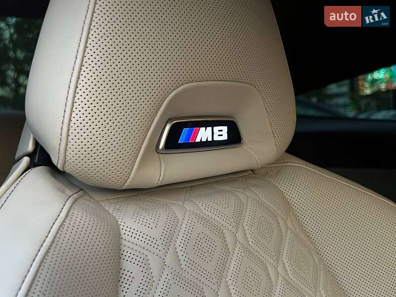 Купе BMW M8 2019 в Киеве