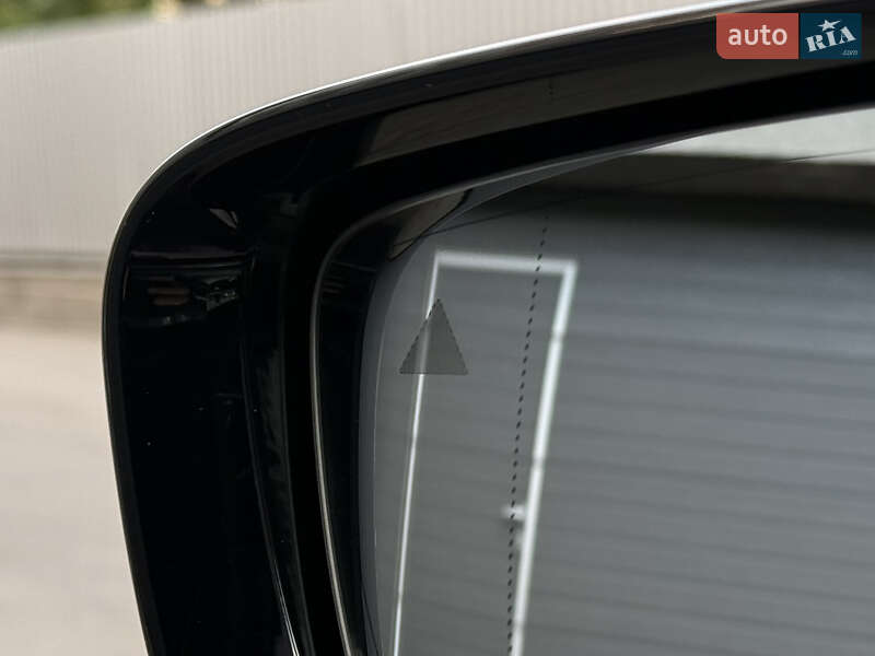 Купе BMW M8 2021 в Києві фото 46 Купе BMW M8 2021 в Києві