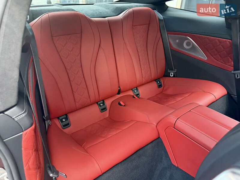 Купе BMW M8 2021 в Києві фото 62 Купе BMW M8 2021 в Києві