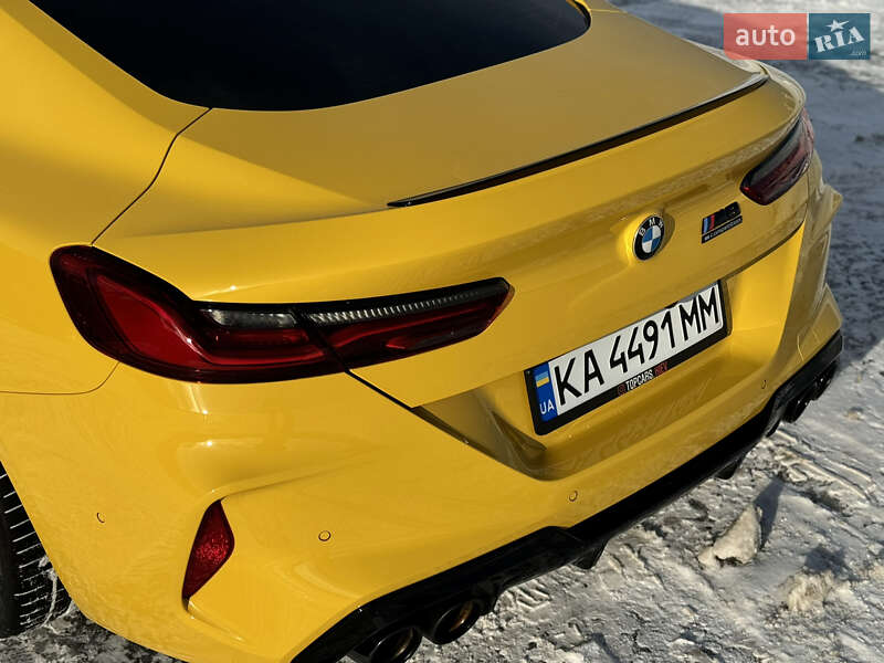 Купе BMW M8 2022 в Киеве