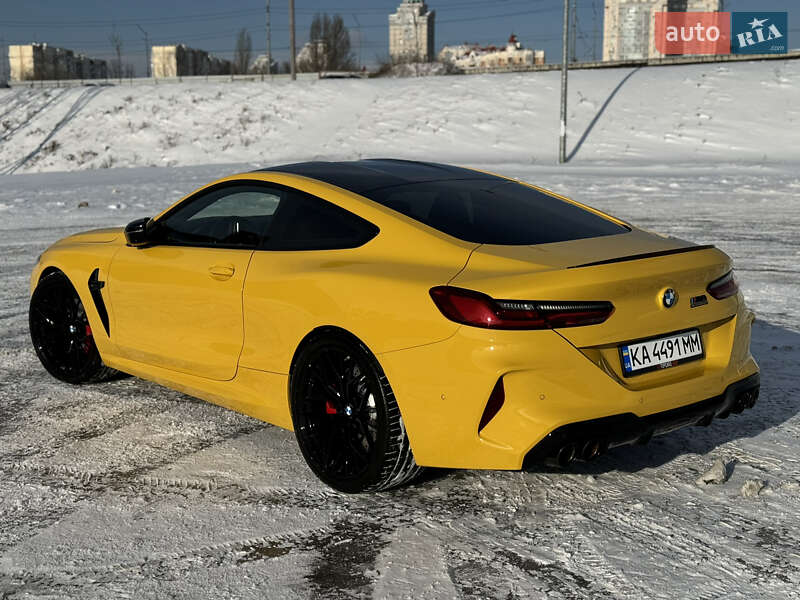 Купе BMW M8 2022 в Киеве