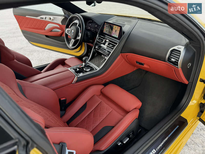 Купе BMW M8 2022 в Киеве