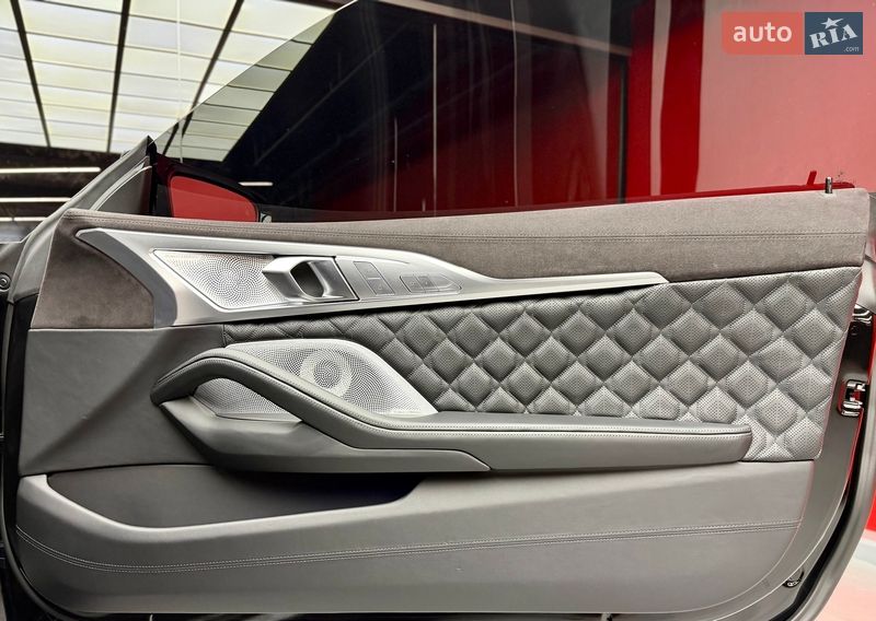 Купе BMW M8 2023 в Киеве