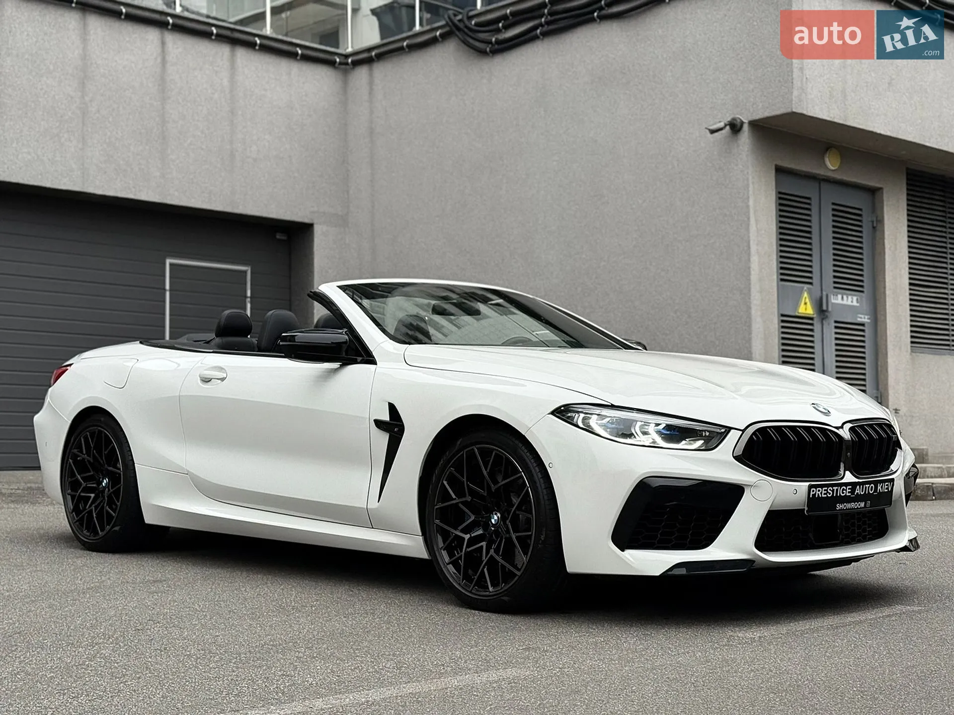 2019 BMW M8 - мініатюра 15